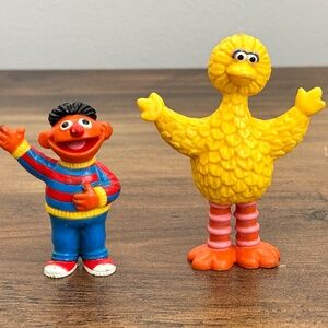 VINTAGE Sesame Street ERNIE BIG BIRD PVC Toy Figures Jim Henson Productions JHP